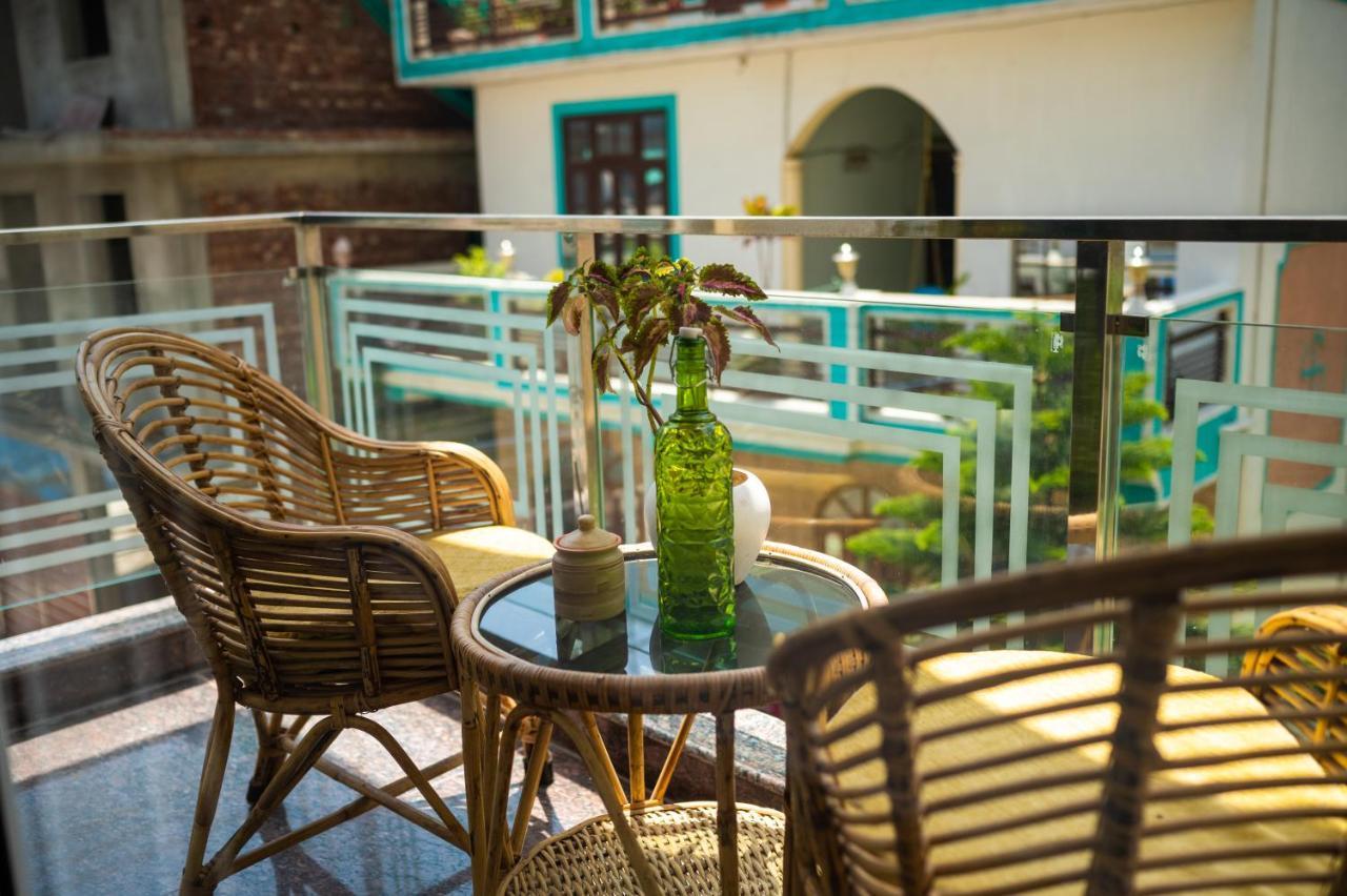 Hotel The Moksham Rishīkesh Екстериор снимка
