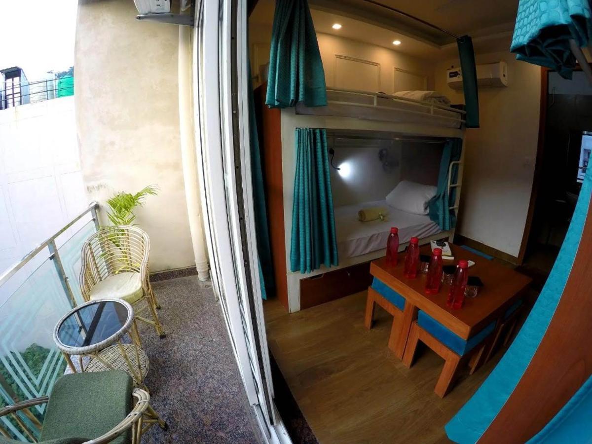Hotel The Moksham Rishīkesh Екстериор снимка